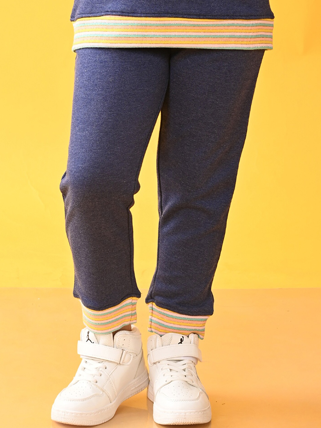 

Anthrilo Girls Mid-Rise Fleece Joggers, Blue