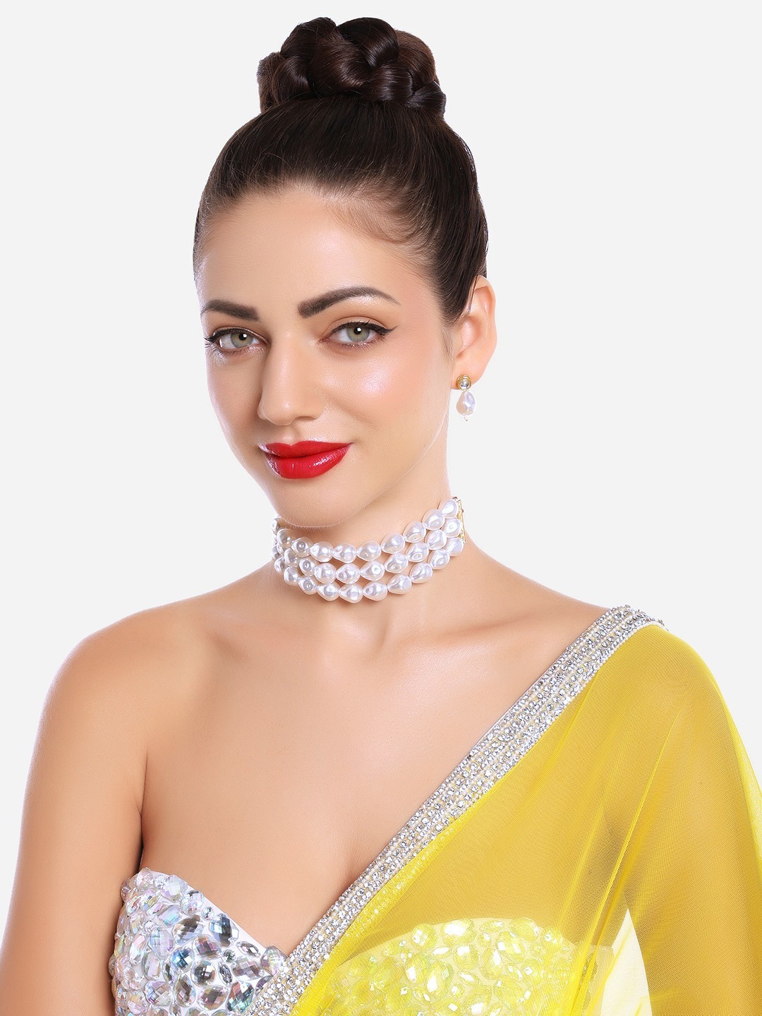 

Zaveri Pearls Gold-Plated Artificial Beads Jewellery Set, White