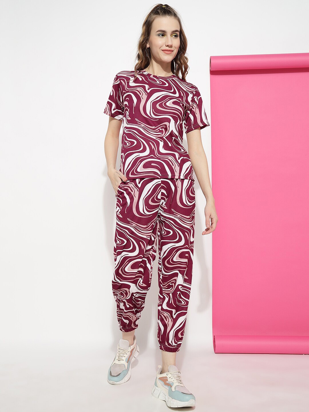 

Ziva Fashion Printed Round Neck T-Shirt With Joggers, Burgundy
