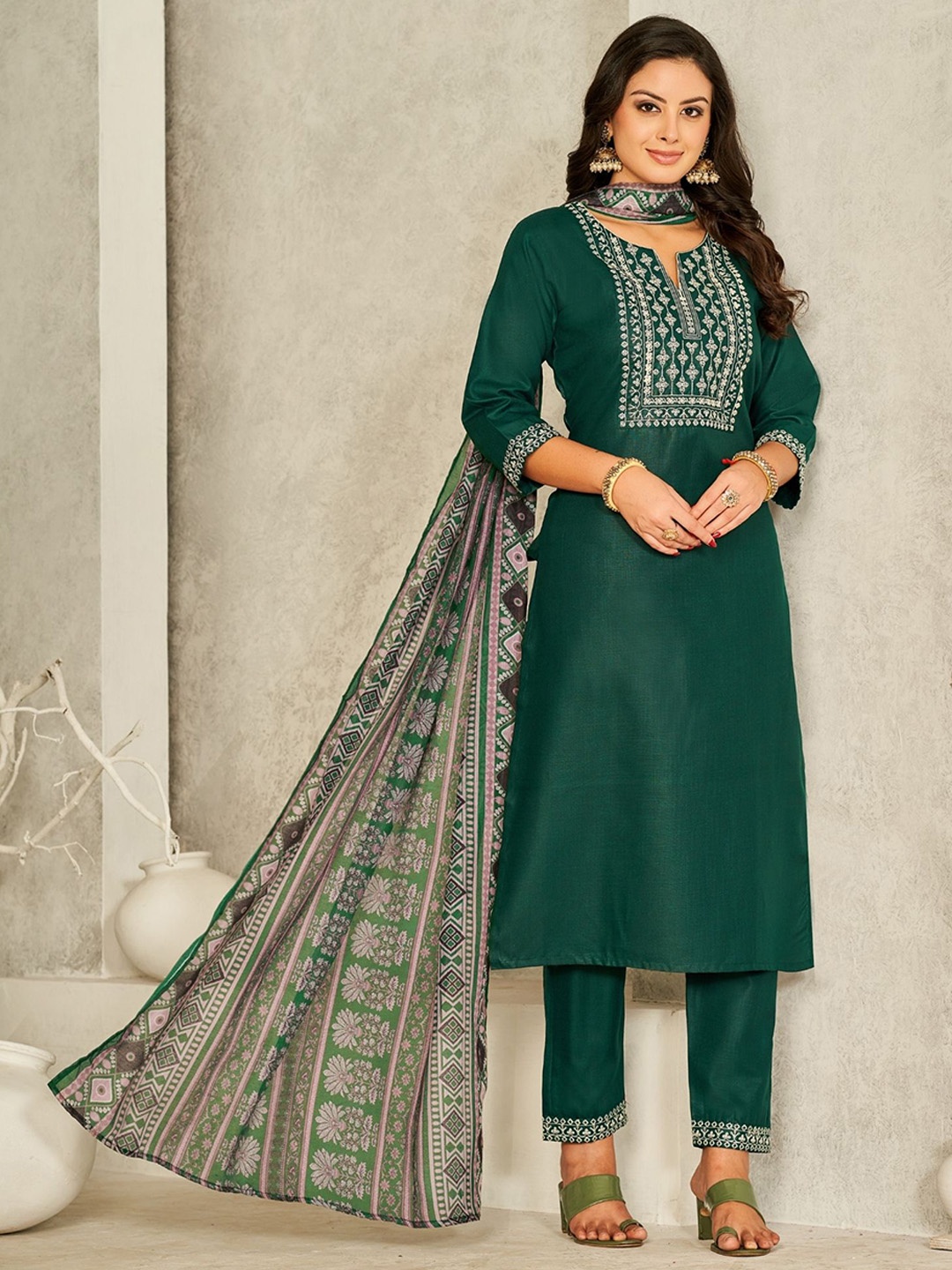 

KALINI Ethnic Motifs Yoke Design Kurta With Trousers & Dupatta, Green