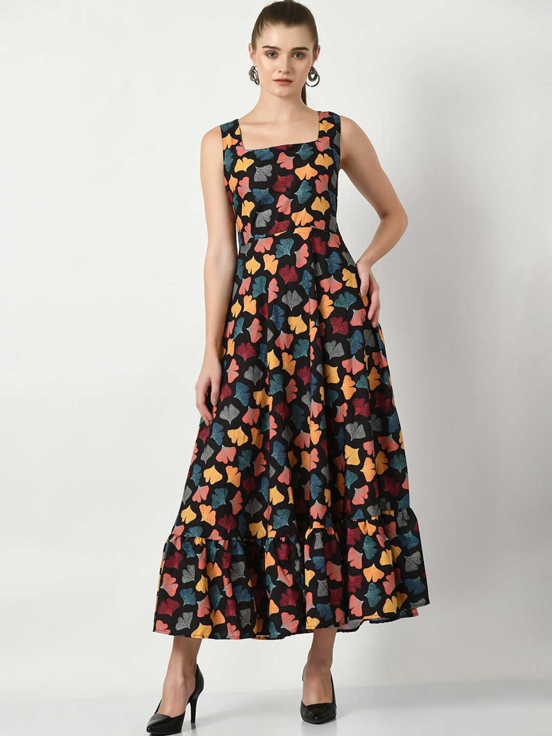 

Myshka Floral Printed Square Neck Linen Maxi Dress, Black