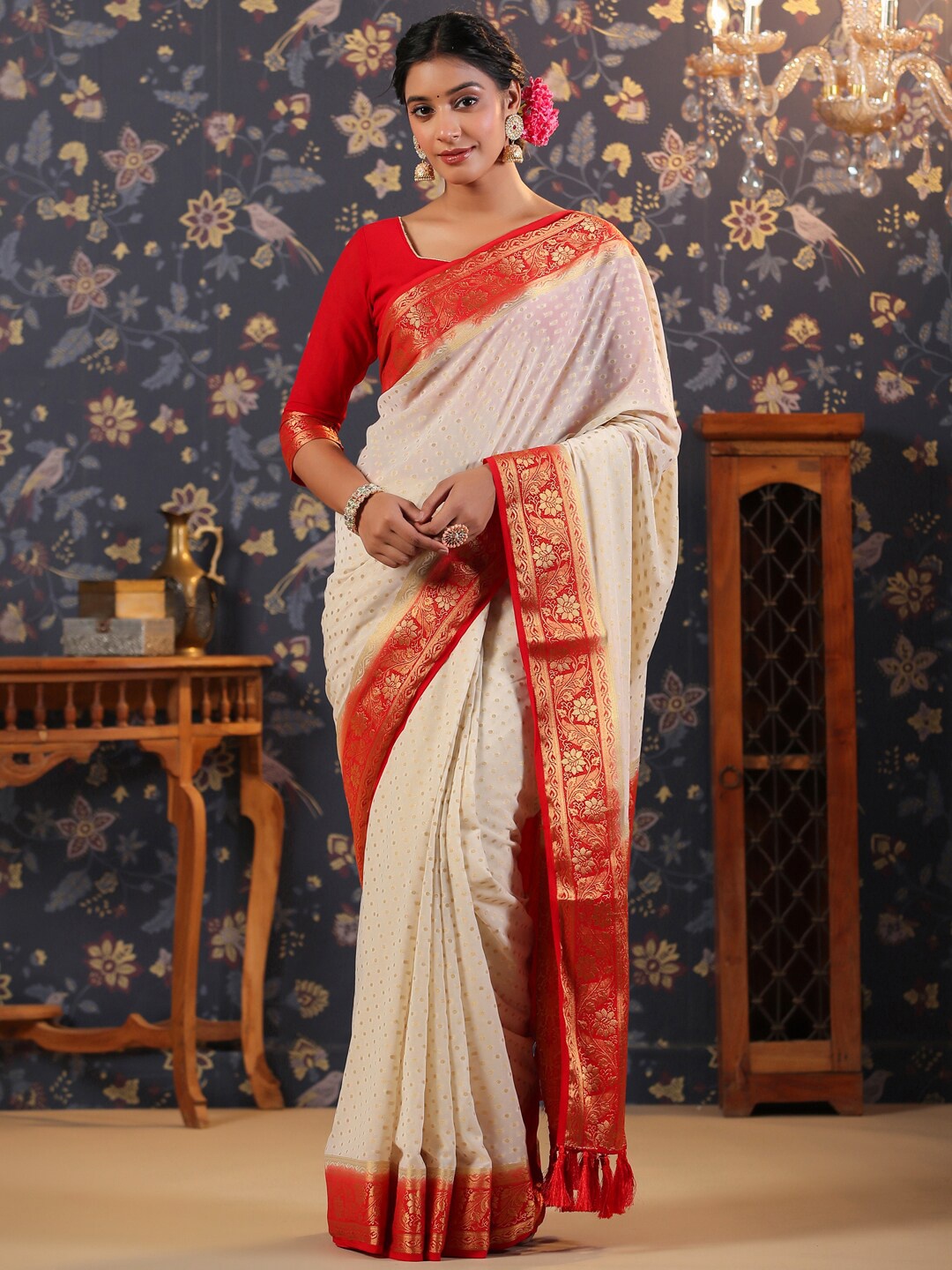 

House of Pataudi Embroidered Pure Georgette Handloom Banarasi Saree, Off white