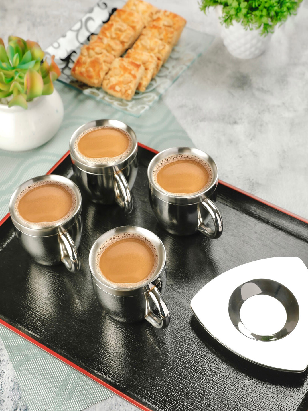 

FNS 4 Pieces Stainless Steel Glossy Cups With 4 Saucers, Silver