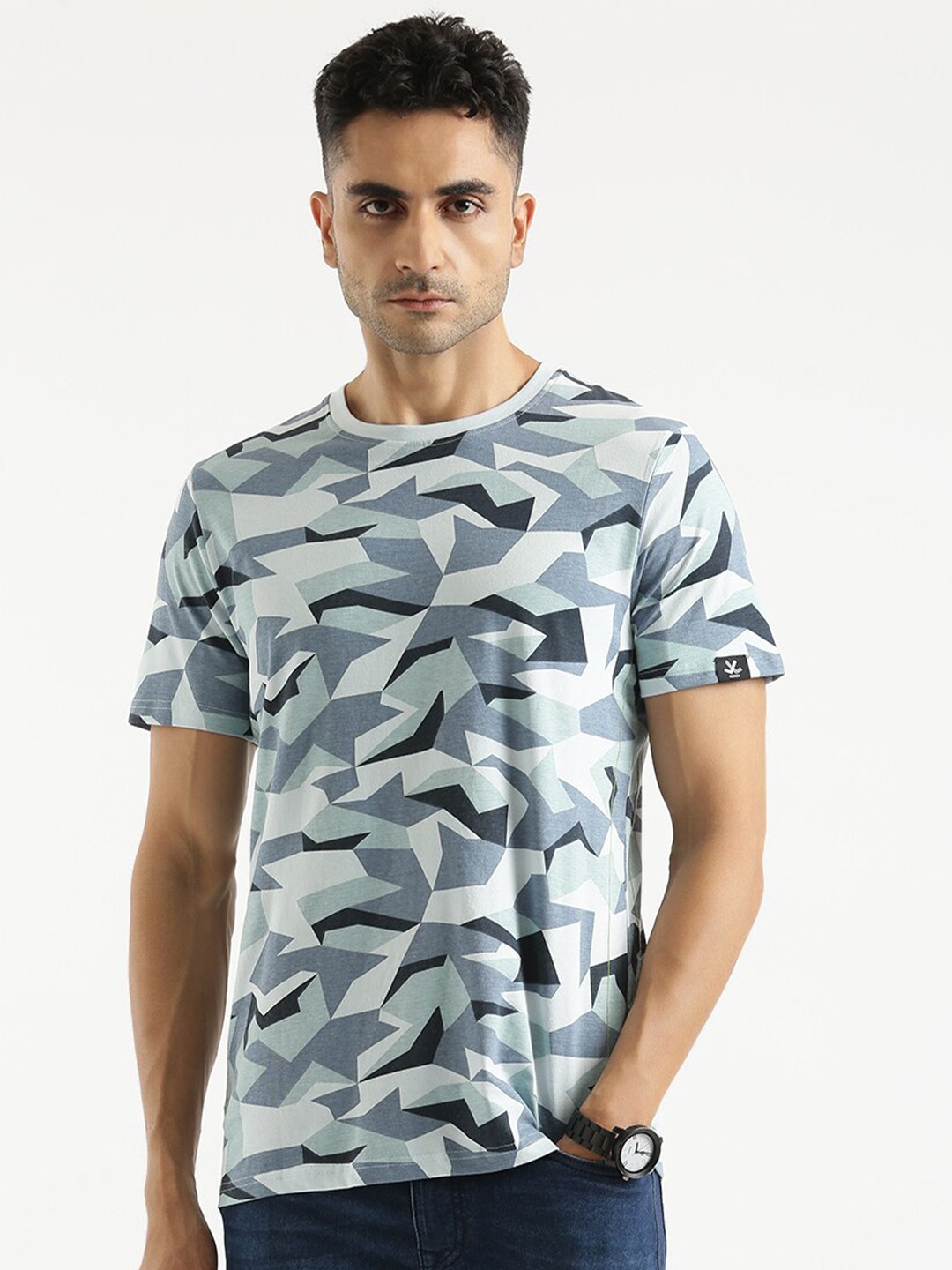 

WROGN Geometric Printed Cotton Slim Fit T-shirt, Blue