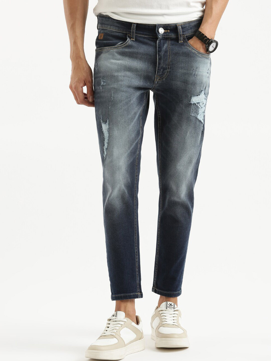 

WROGN Men Skinny Fit Mildly Distressed Heavy Fade Mid-Rise Cotton Jeans, Blue