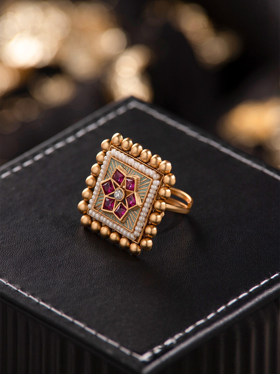 

Priyaasi Gold-Plated Studded Finger Ring