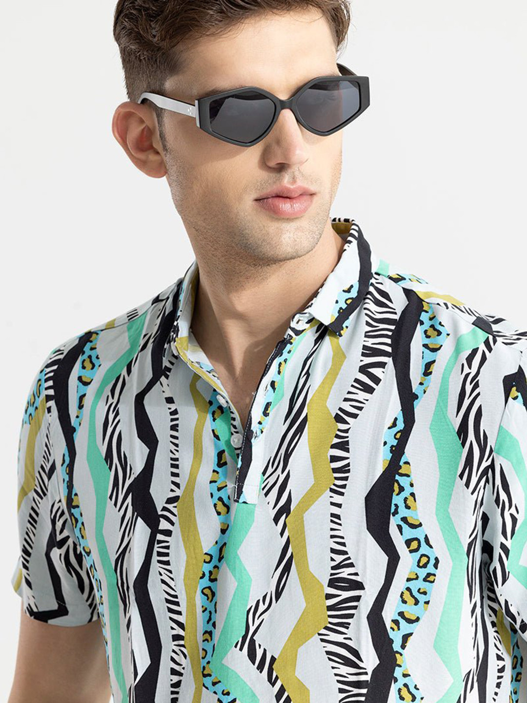 

Snitch White Abstract Printed Polo Collar T-shirt