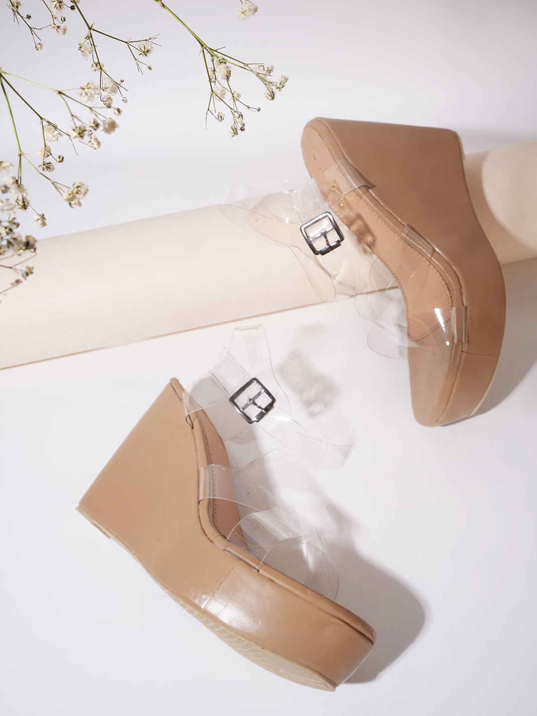 

JM Looks Cross Strap Wedges With Buckle, Beige