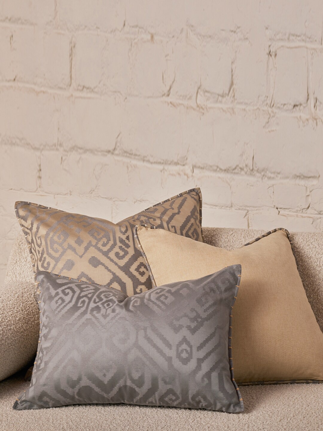 

Eris Home Grey Cotton Silk Rectangle Cushion Cover
