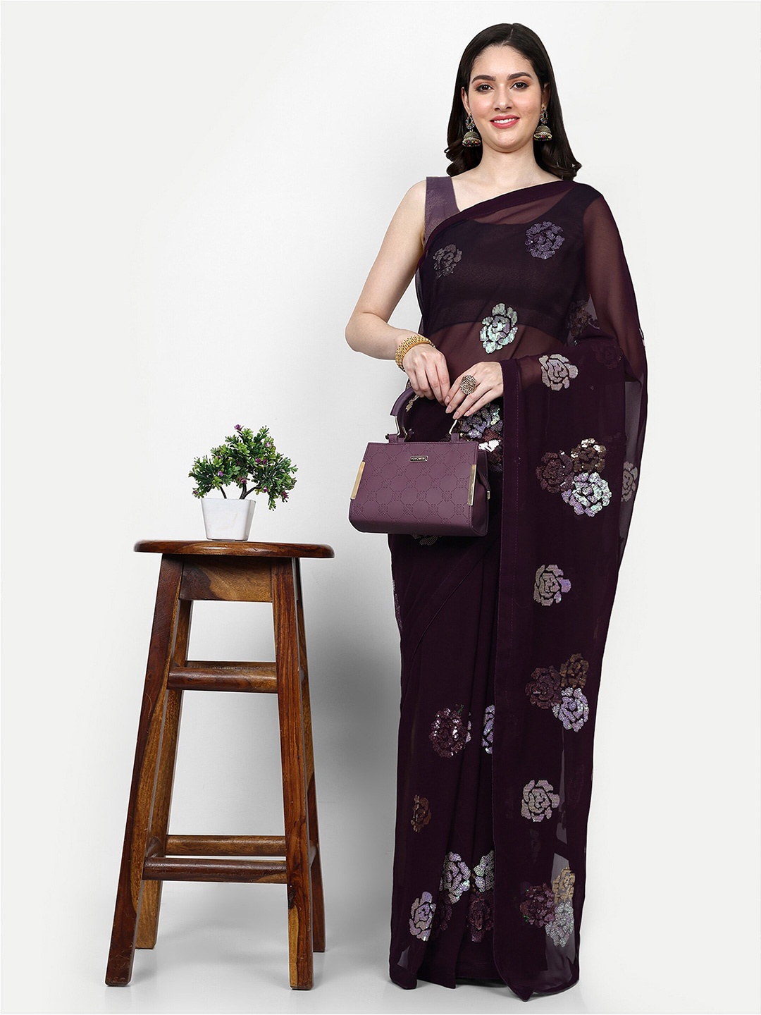 

Manu Designer Embellished Pure Georgette Saree, Burgundy