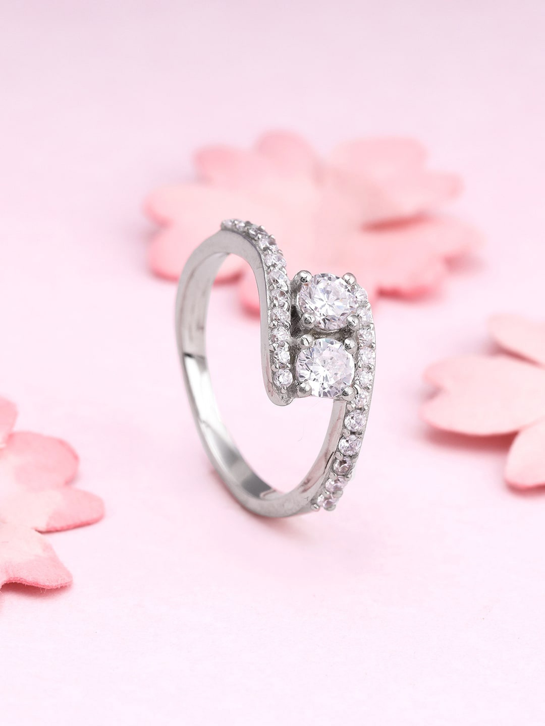 

GIVA 925 Sterling Silver Rhodium-Plated Cubic Zirconia-Studded Finger Ring