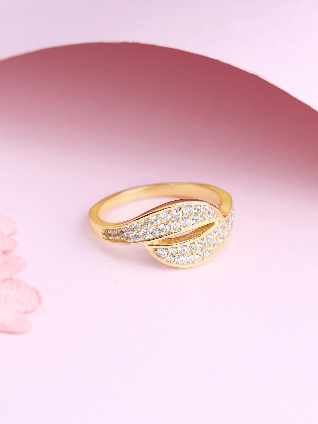 

GIVA 925 Sterling Silver Gold-Plated CZ-Studded Finger Ring
