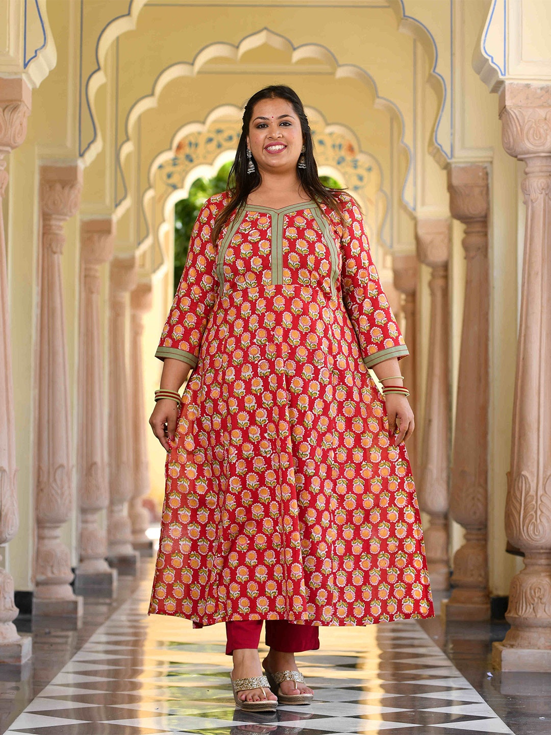 

The Plus Size Store by Meera Creations Floral Block Printed Liva Kurta, Red