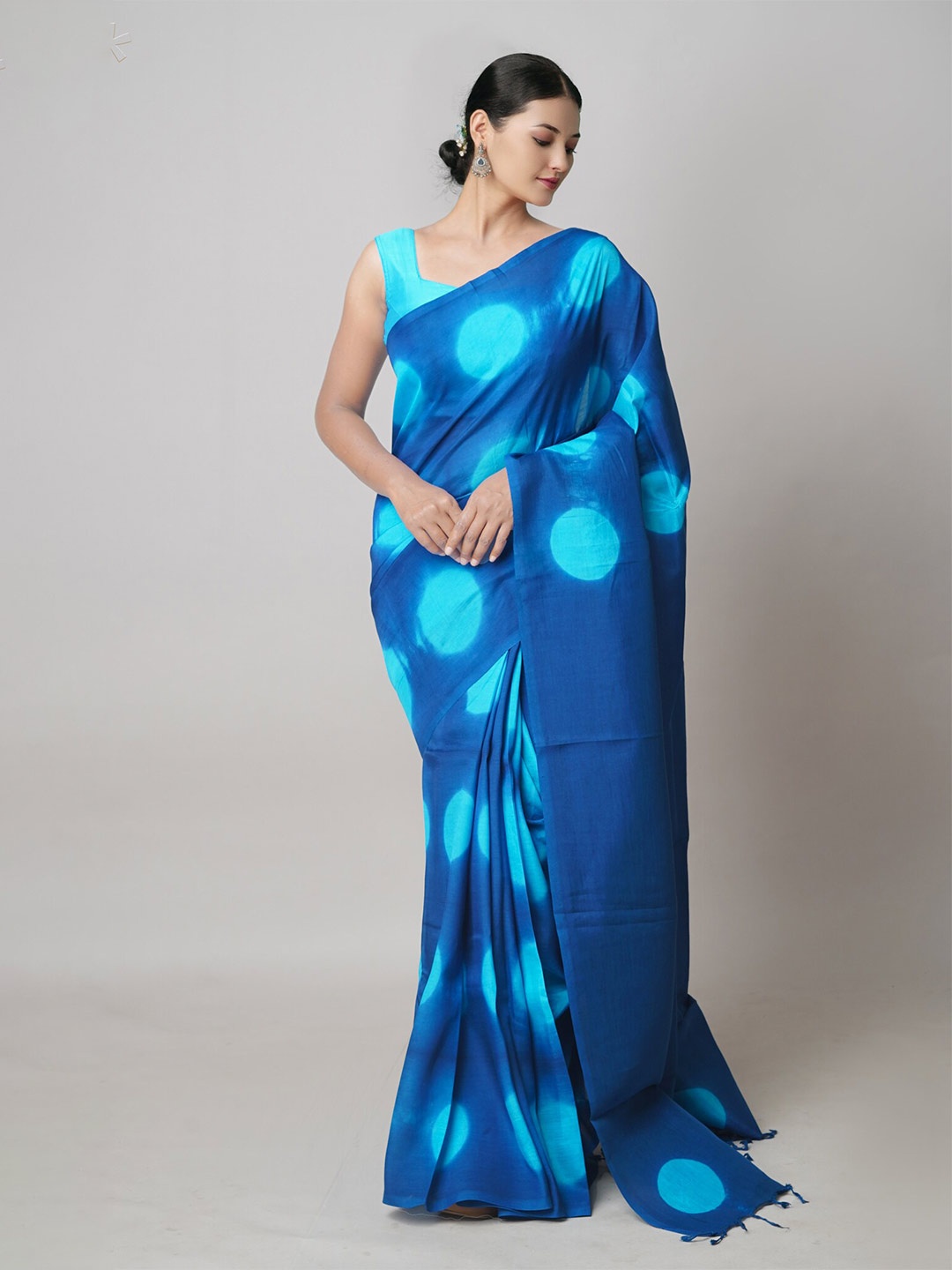 

Unnati Silks Polka Dot Printed Mangalagiri Saree, Blue
