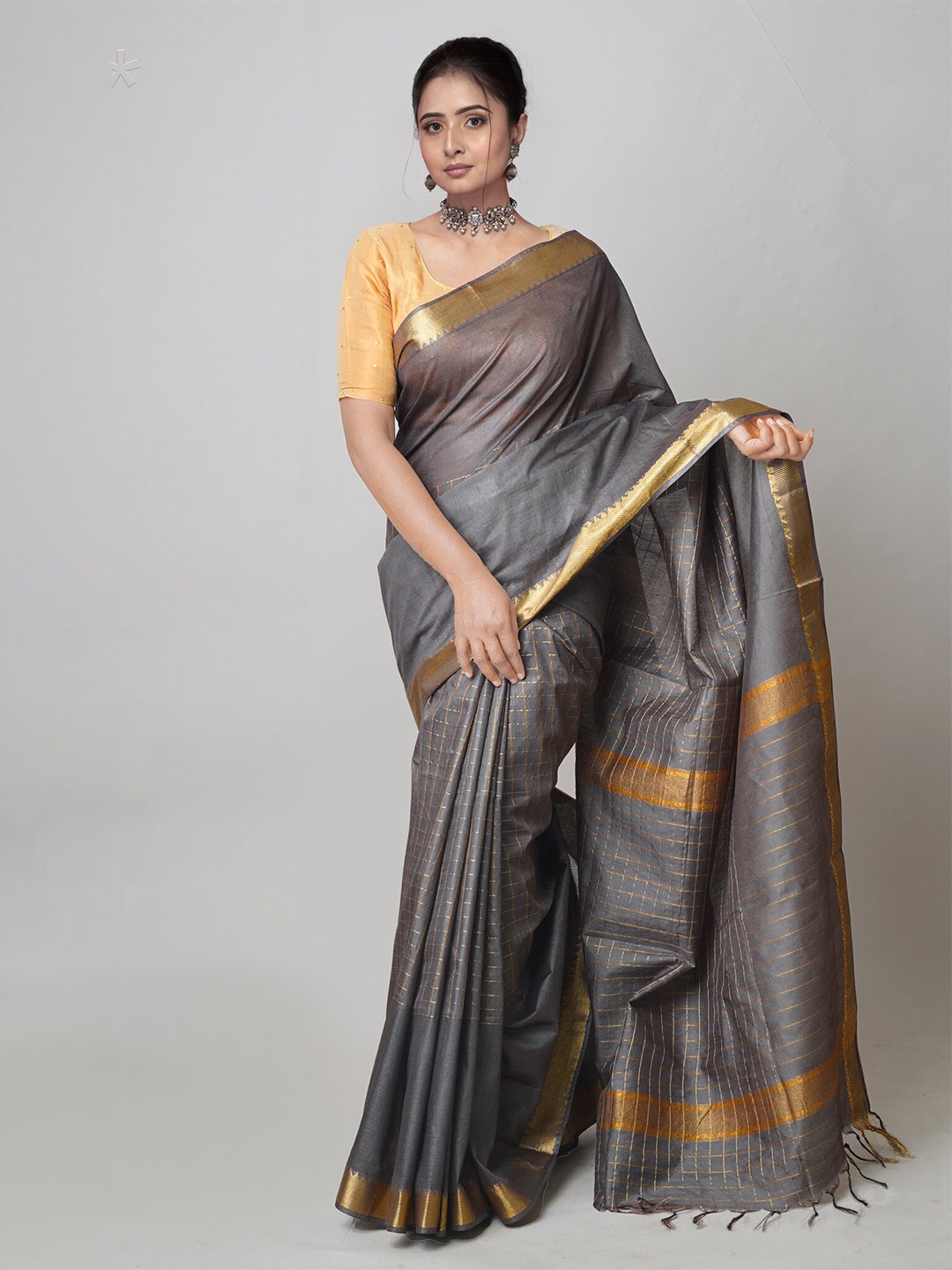 

Unnati Silks Woven Design Zari Silk Cotton Mangalagiri Saree, Grey
