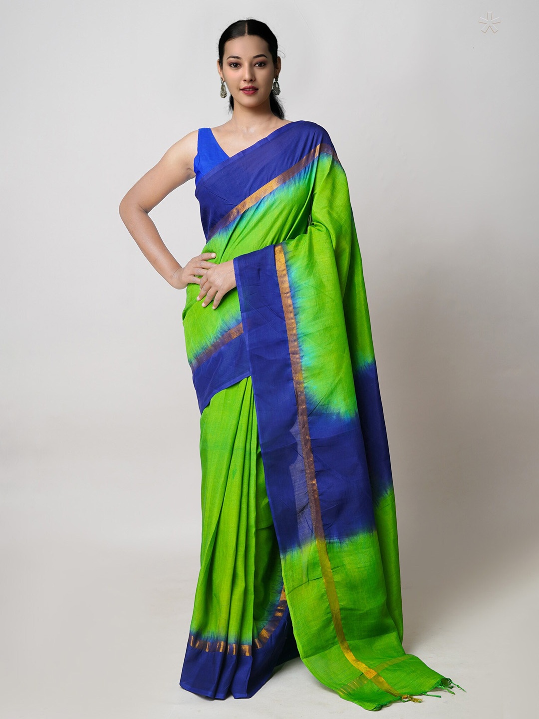 

Unnati Silks Ombre Dyed Mangalagiri Saree, Green