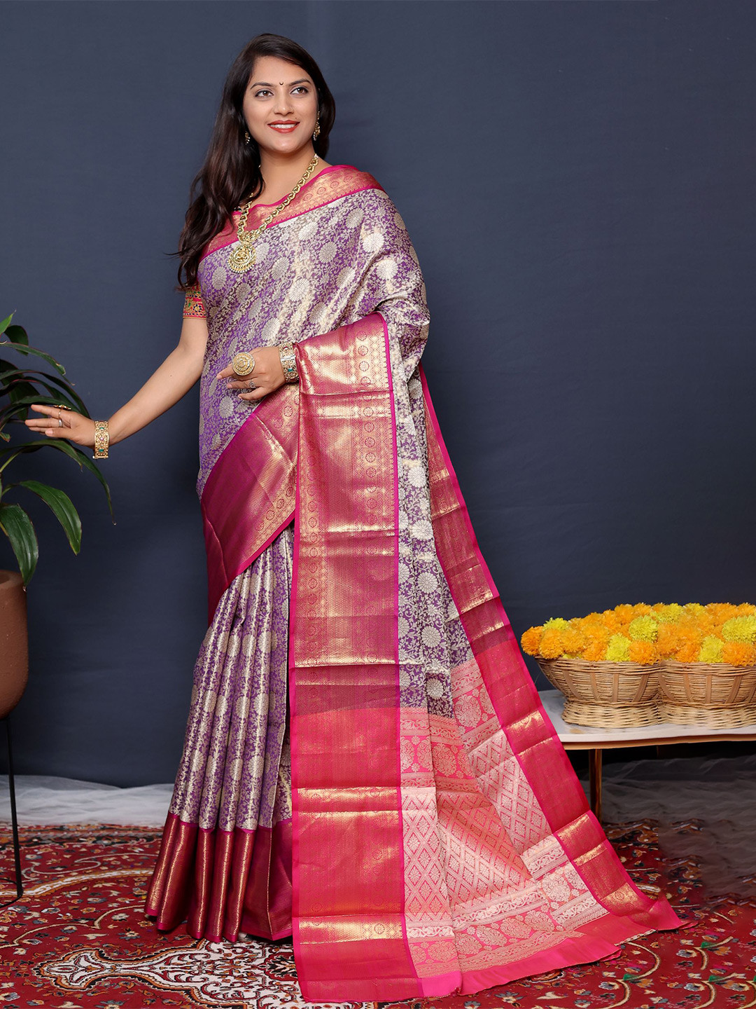 

Royal Rajgharana Saree Ethnic Motifs Woven Design Zari Art Silk Banarasi Saree, Purple