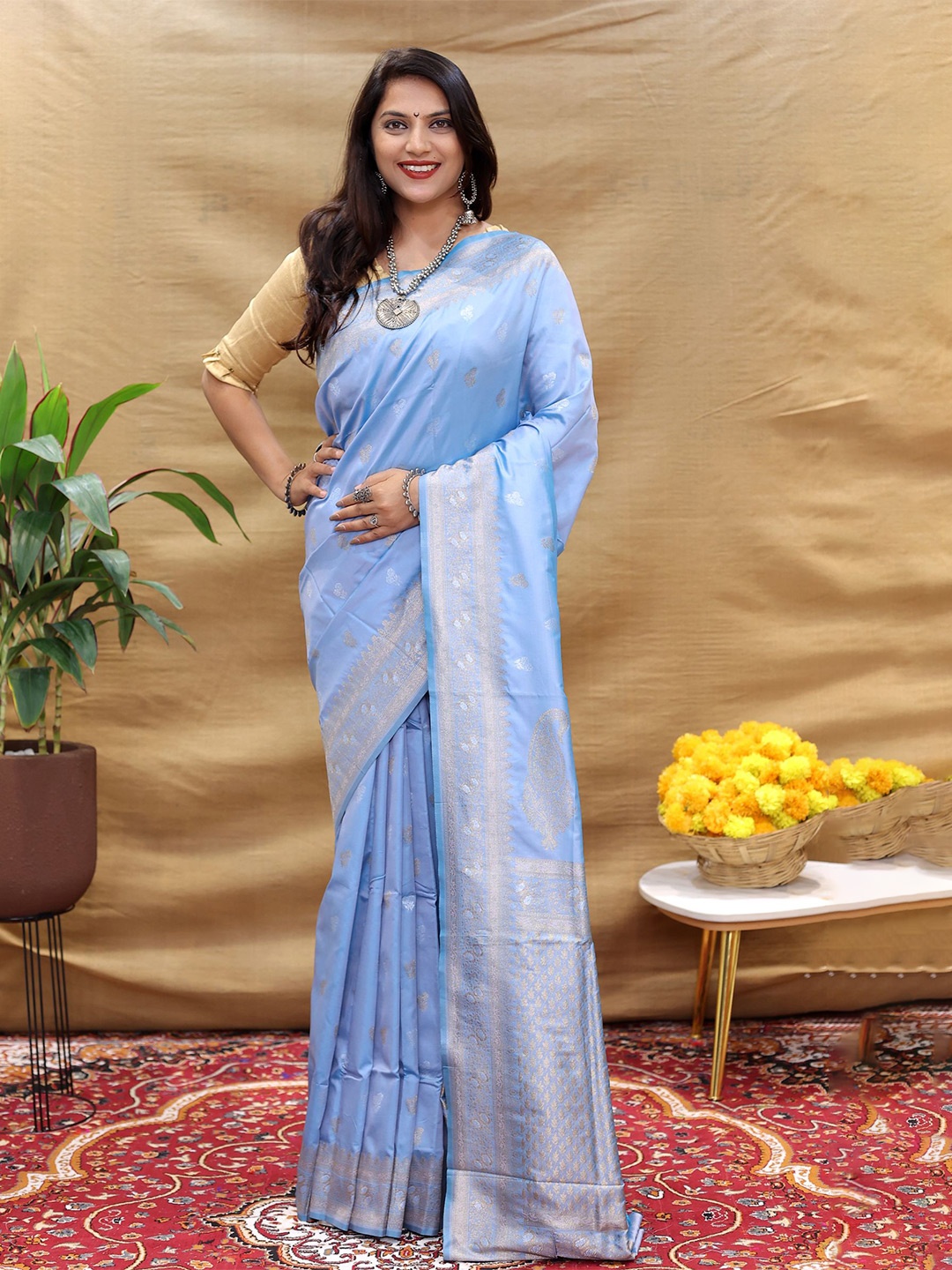 

Royal Rajgharana Saree Ethnic Motifs Woven Design Zari Banarasi Sarees, Blue