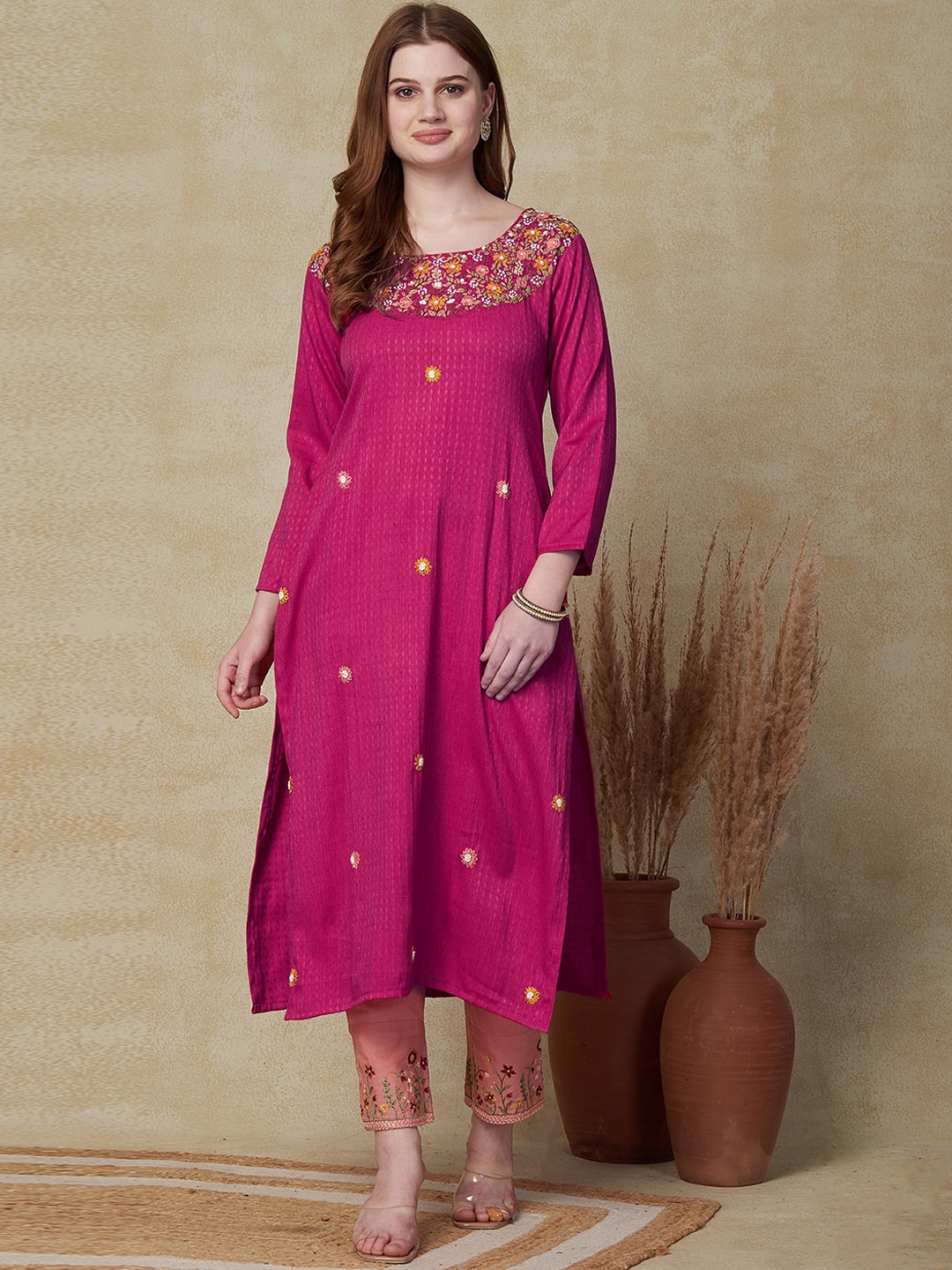 

FASHOR Pink Floral Embroidered Dobby Straight Kurta