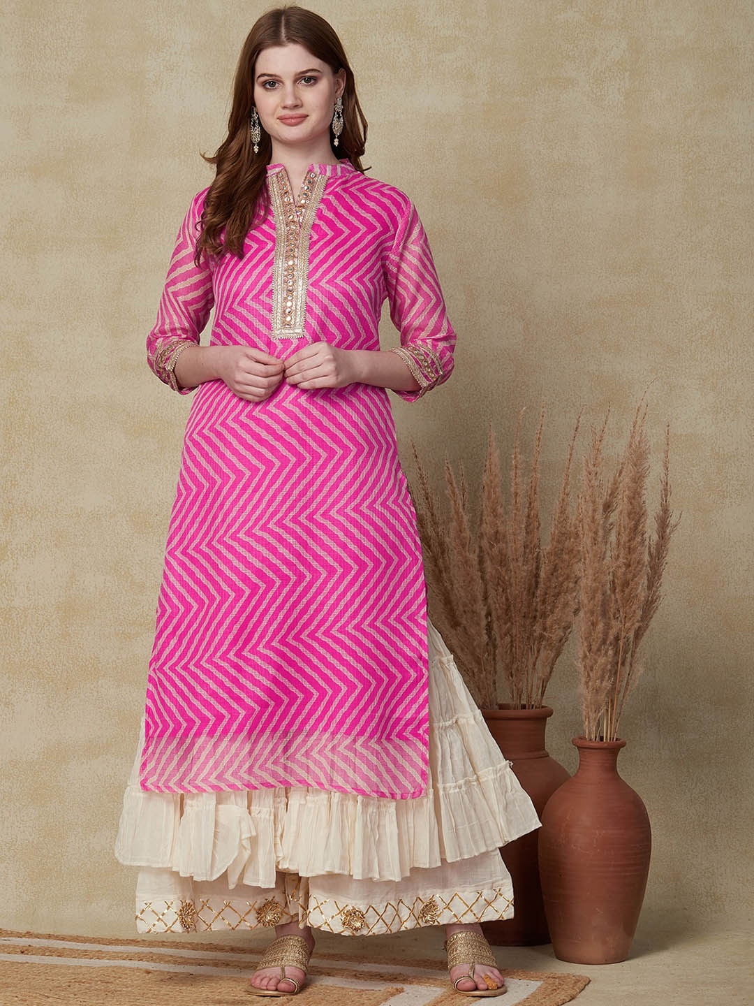 

FASHOR Fuchsia Leheriya Printed Straight Kurta
