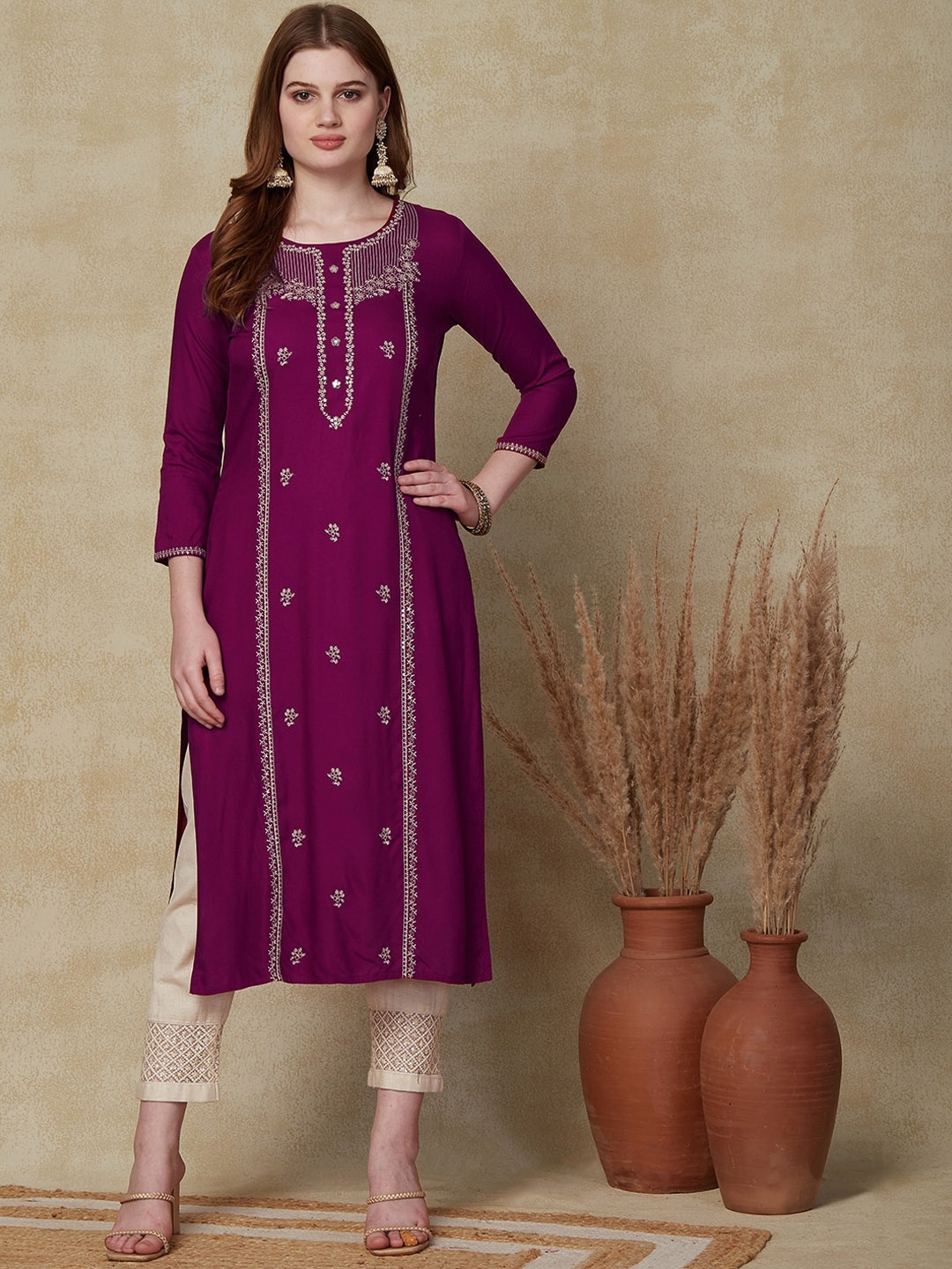 

FASHOR Magenta Floral Embroidered Straight Kurta