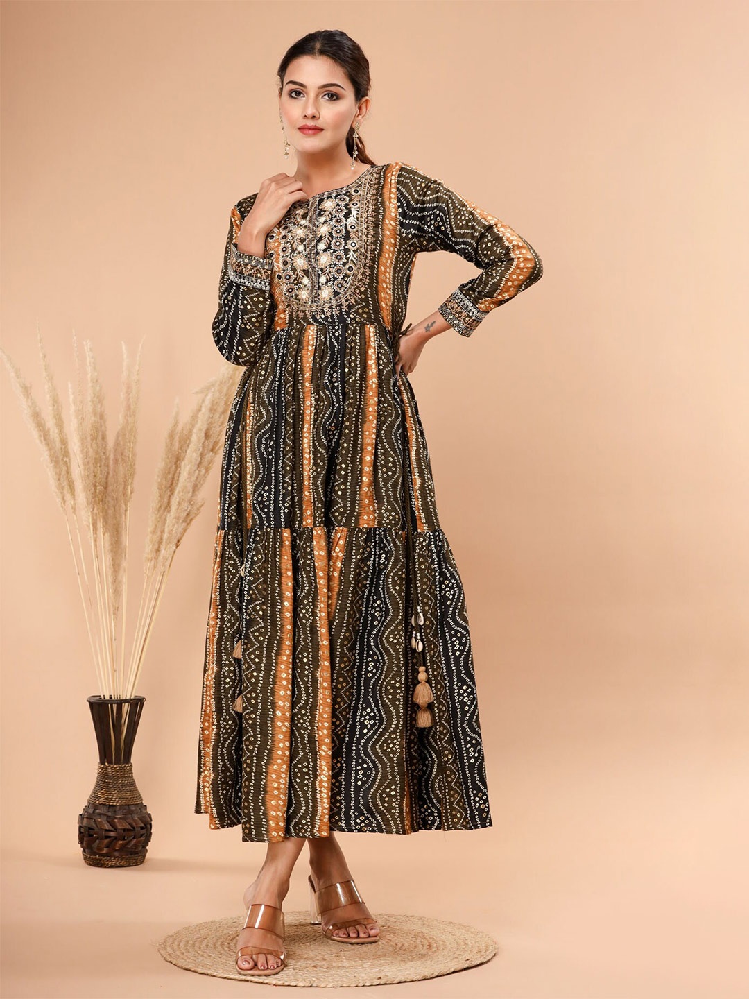 

FASHION DWAR Ethnic Motifs Printed Embroidered Pure Cotton Maxi Ethnic Dress, Black