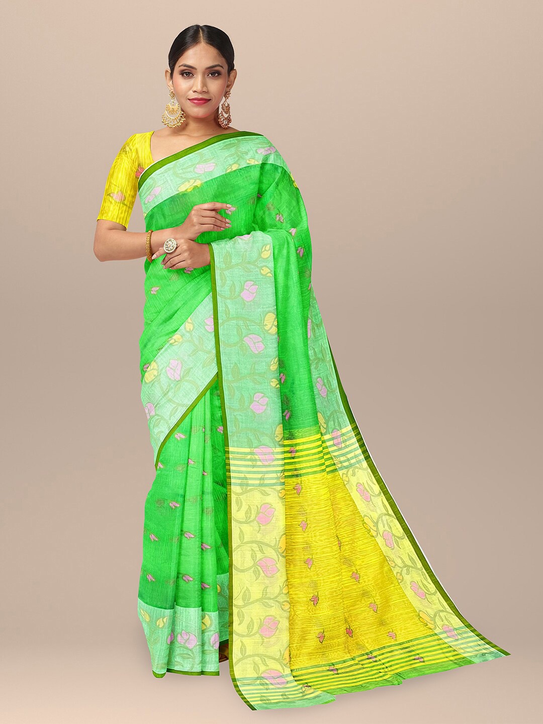 

SARIKA Floral Printed Saree, Green
