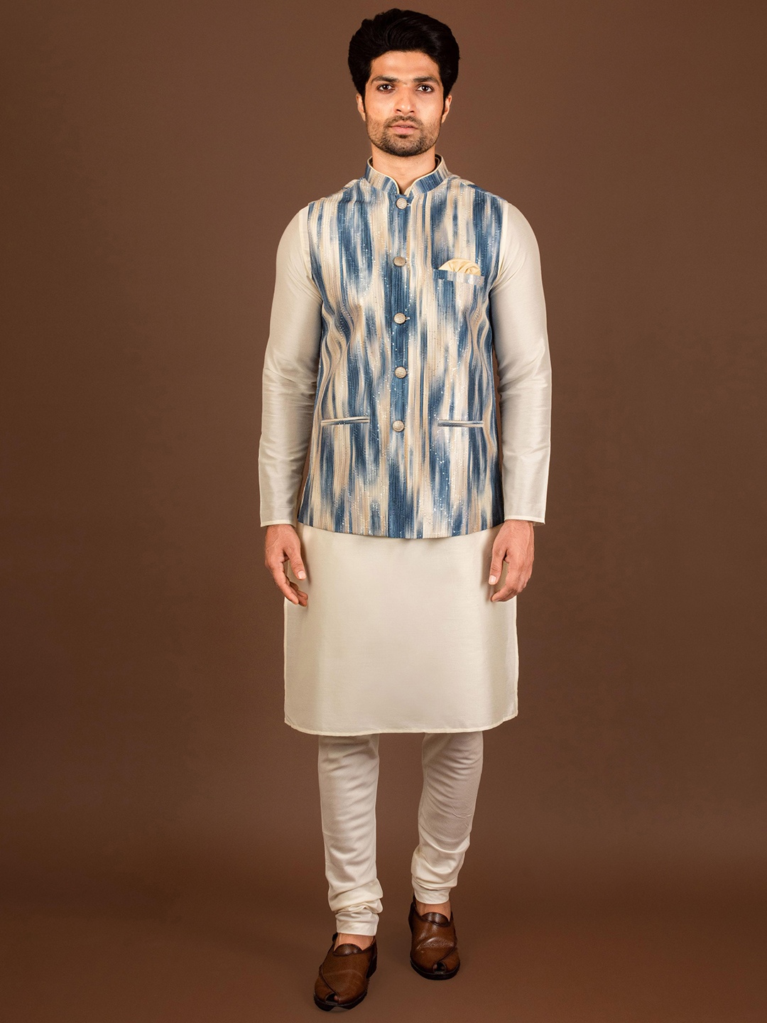 

KISAH Mandarin Collar Regular Kurta With Churidar & Nehru jacket, Cream