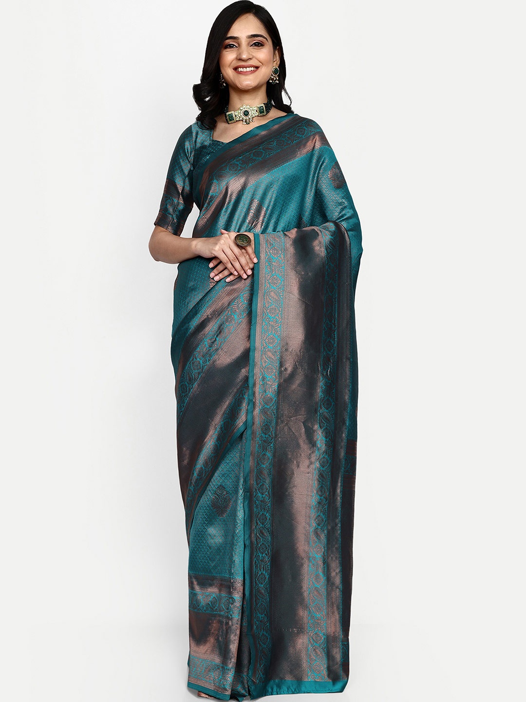 

ALMAARI FASHION Ethnic Motifs Woven Design Zari Pure Silk Kanjeevaram Saree, Green