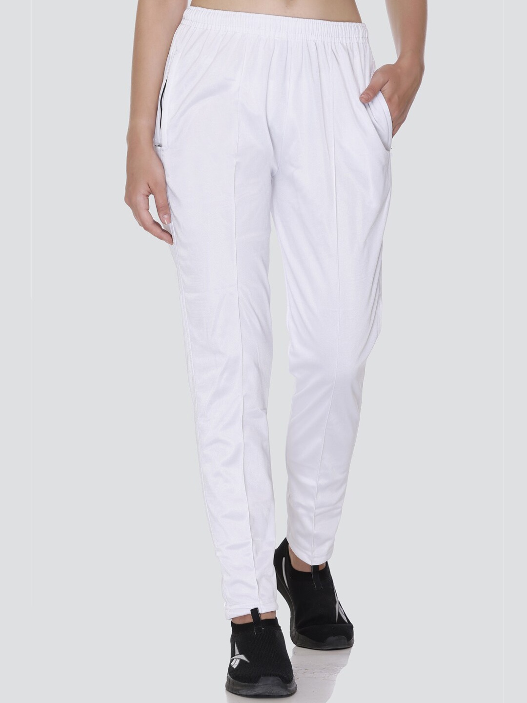 

ELPIDA Women Cotton Mid-Rise Winter Track Pant, White