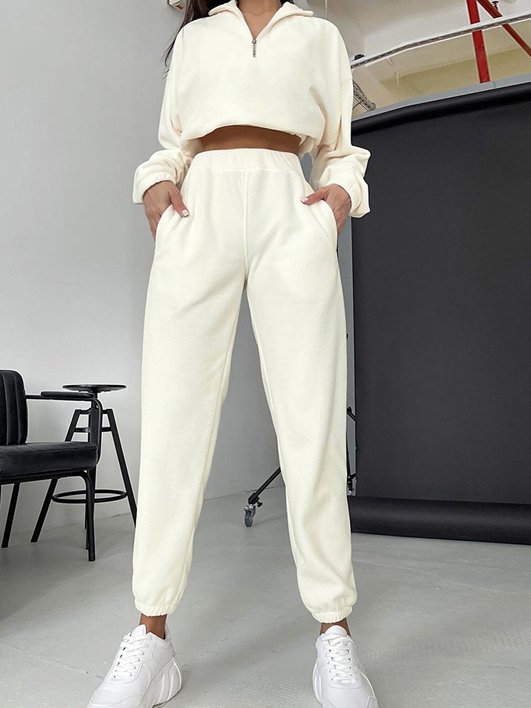

LULU & SKY Knitted Polo Collar Loose Fit Sweatshirt & Joggers, White