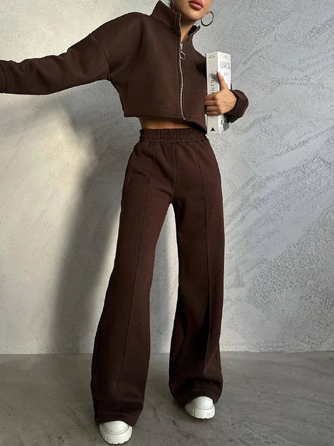 

LULU & SKY Solid Sweatshirt & Palazzo Set, Brown