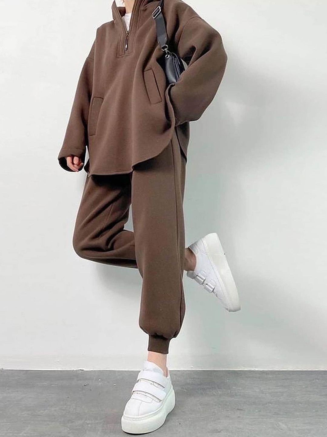 

LULU & SKY Loose-Fit Sports Tracksuit, Brown