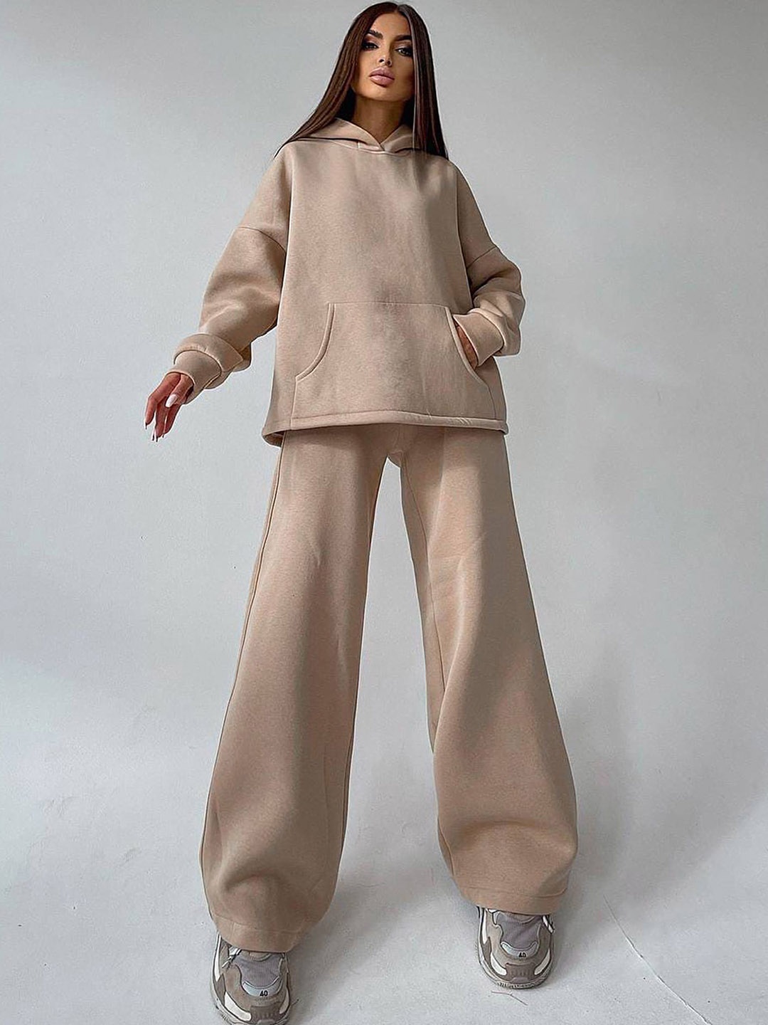 

LULU & SKY Hooded Long Sleeves Sweatshirt with Trouser, Beige