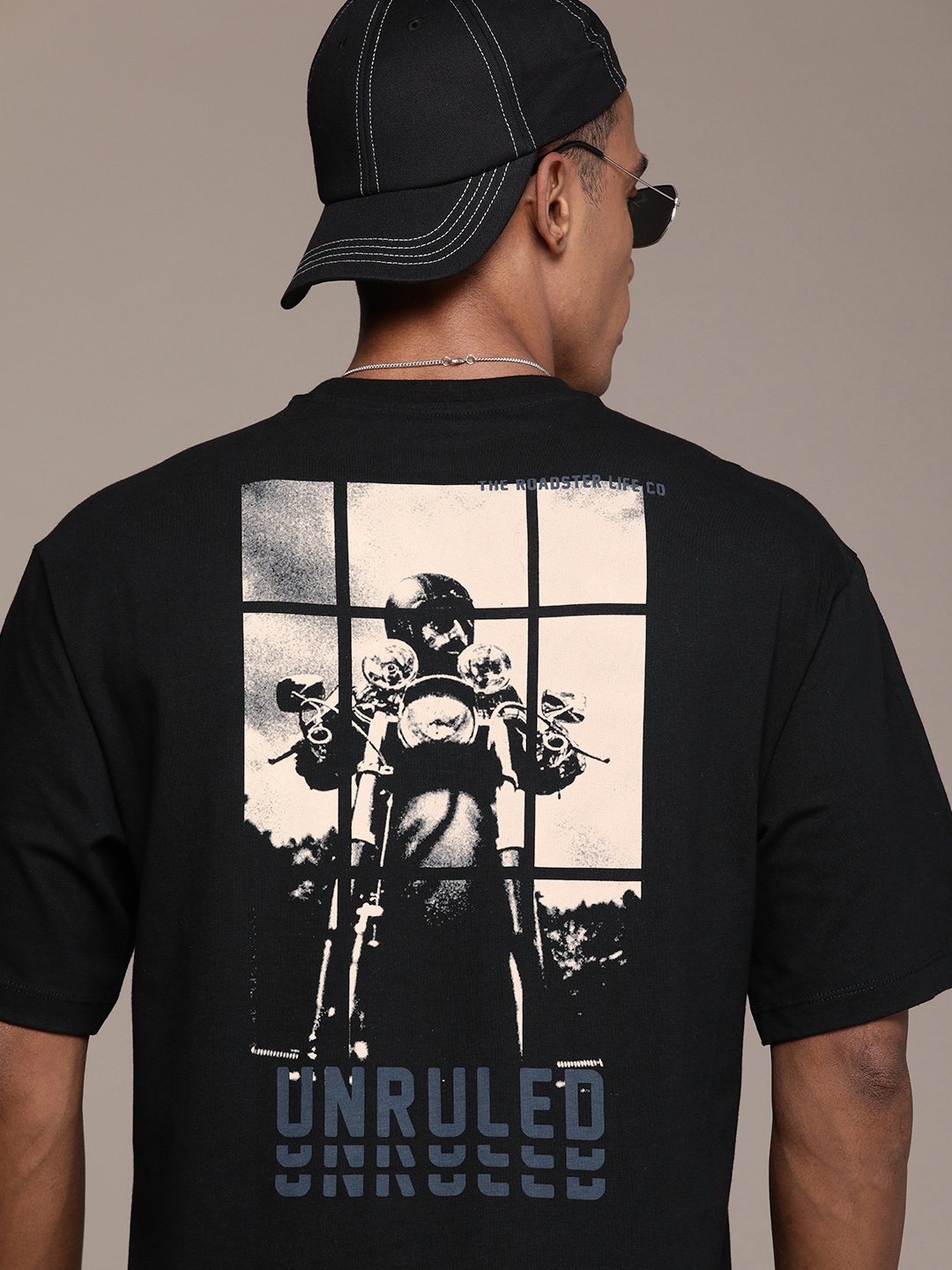 

Roadster Graphic Printed Pure Cotton T-shirt, Black