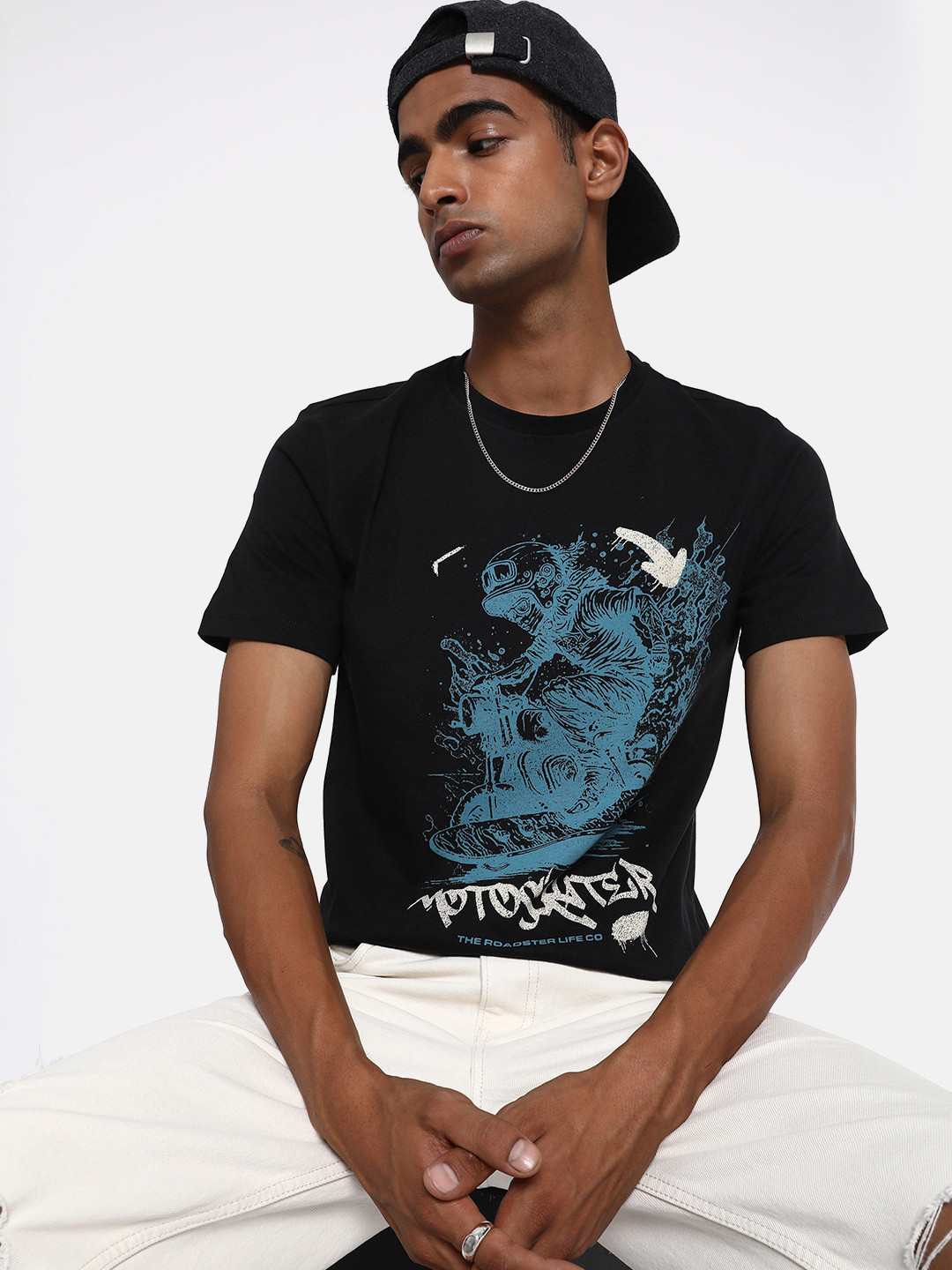 

The Roadster Lifestyle Co. Pure Cotton Graphic Printed T-shirt, Black