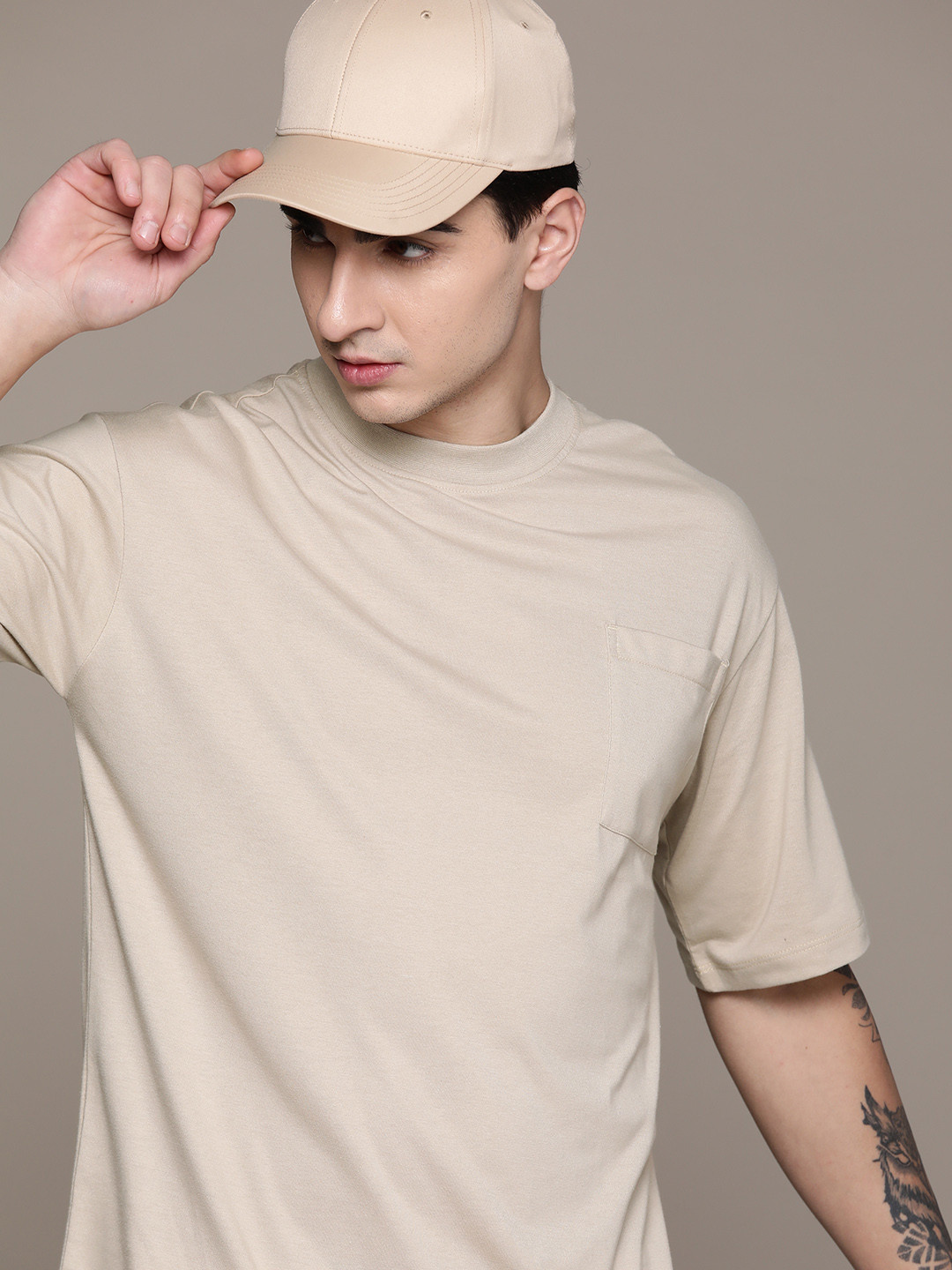 

The Roadster Lifestyle Co. Drop-Shoulder Sleeves Pocket T-shirt, Beige