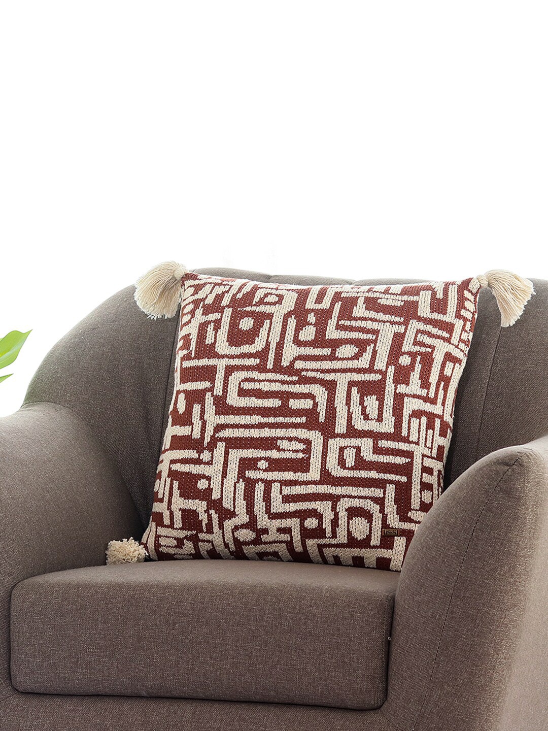 

Pluchi Brown & Cream-Coloured Geometric Cotton Square Cushion Cover