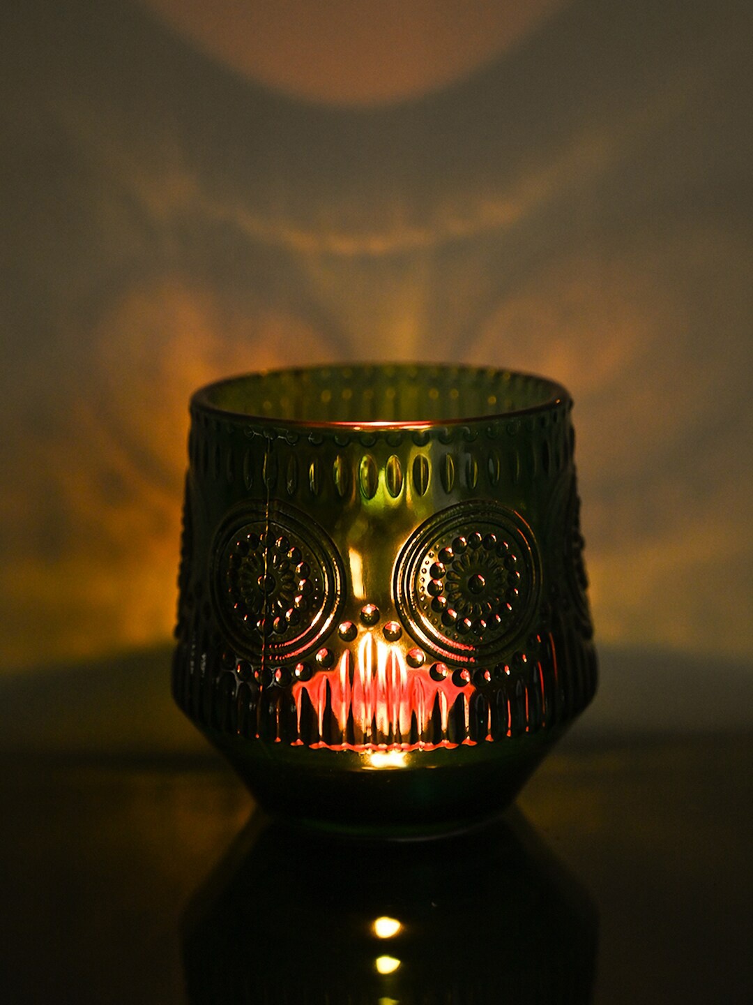 

MARKET99 Green Textured Glass Candle Holders