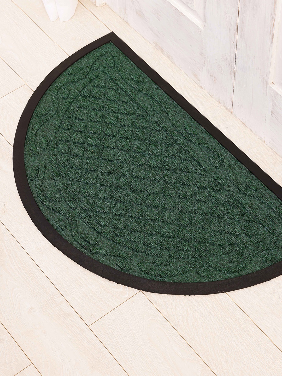 

Ariana Green & Black Self Design Anti-Skid Doormat