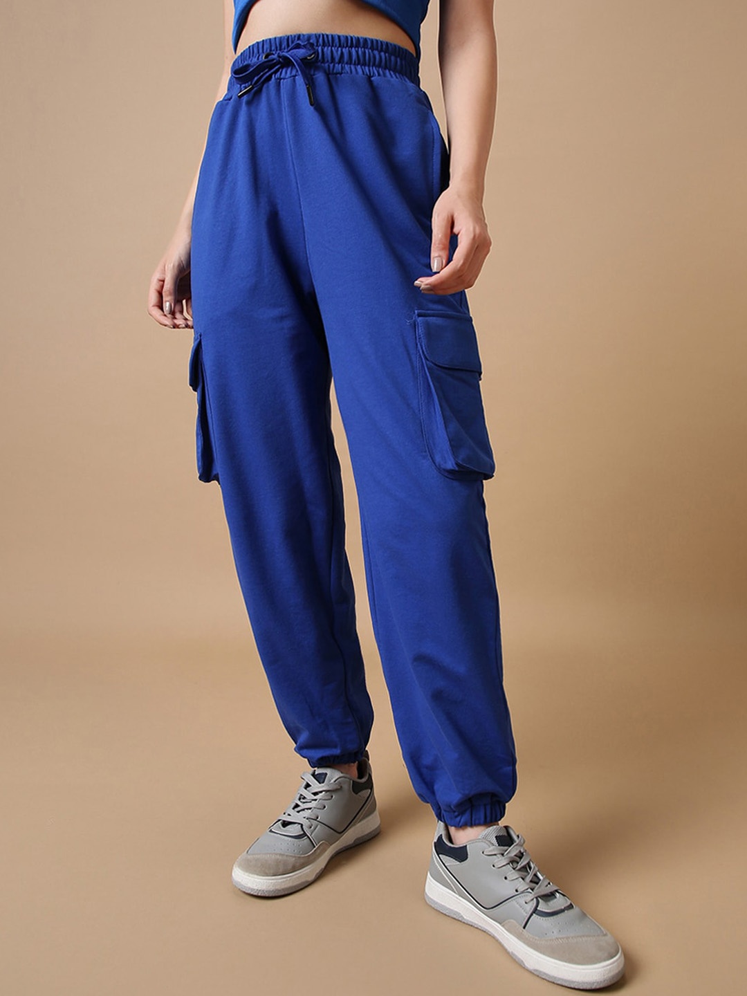 

Bewakoof Air 1.0 Women Cotton Mid-Rise Oversized Cargo Joggers, Blue