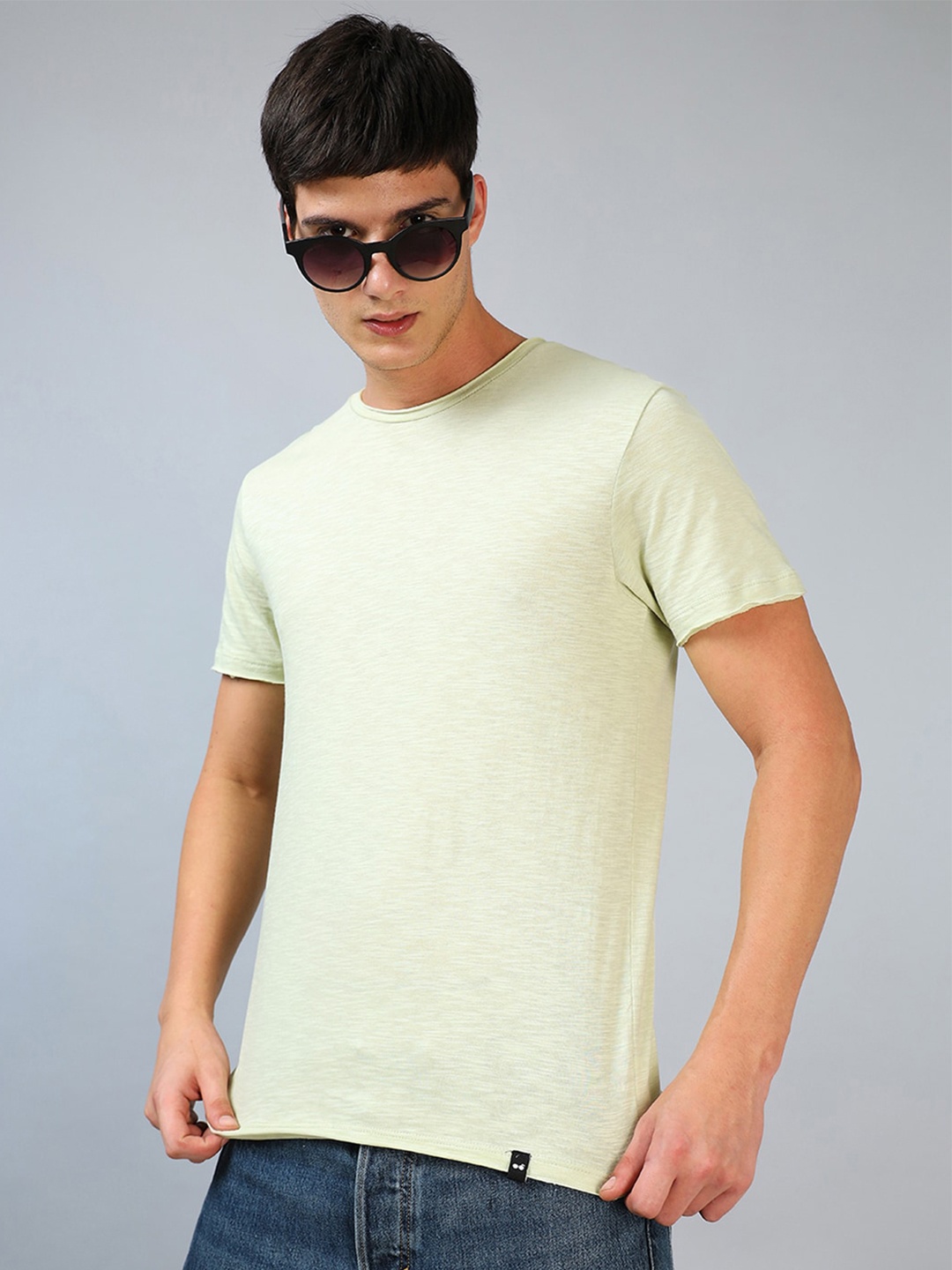 

Bewakoof Air 1.0 Round Neck Cotton T-Shirt, Green