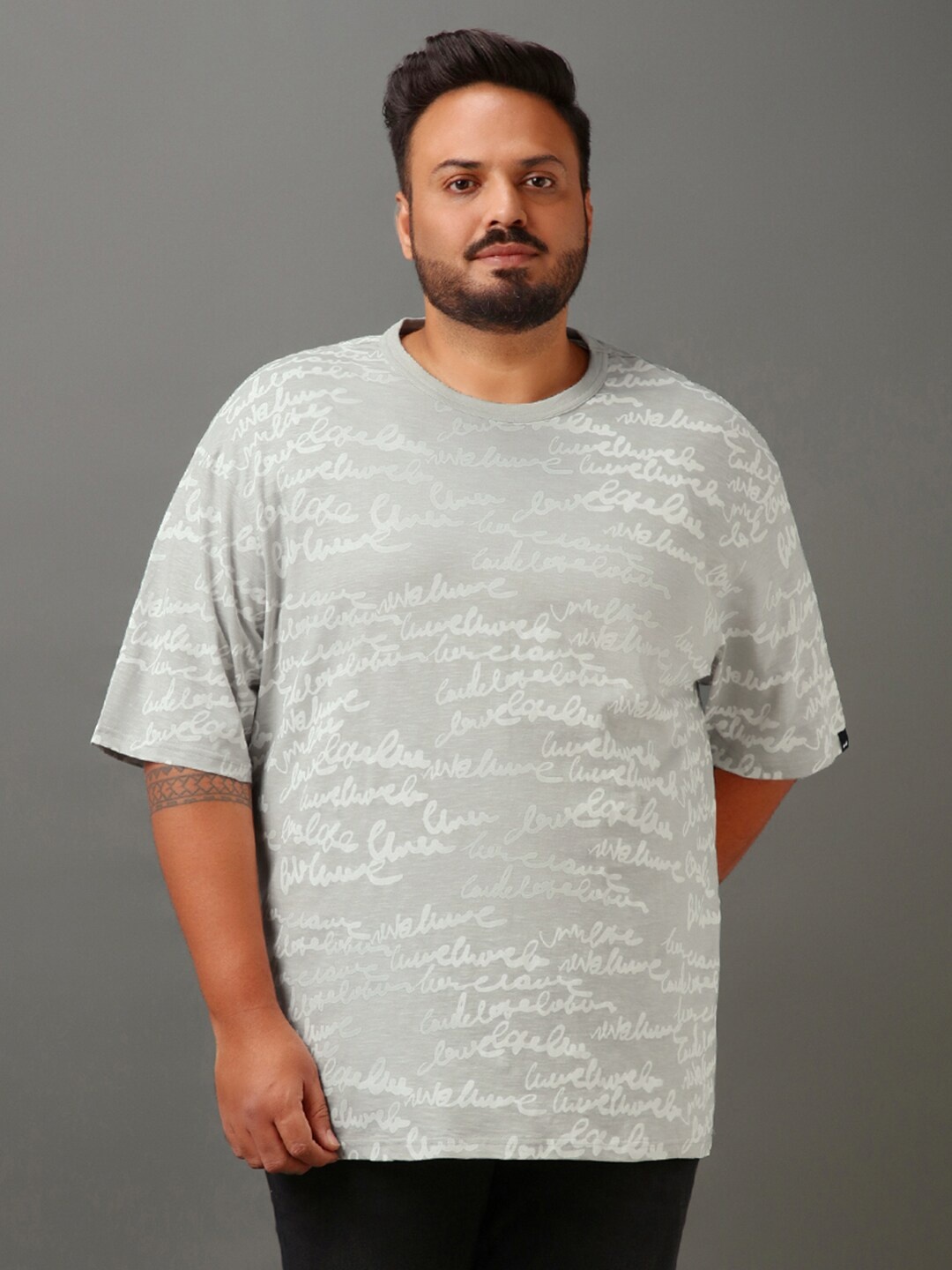 

Bewakoof Air 1.0 All Over Printed Oversized Plus Size T-shirt, Grey
