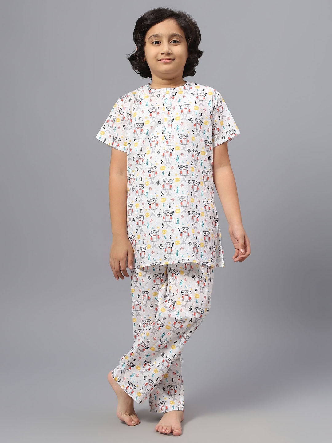 

Kiddiekid Kids Conversational Printed Pure Cotton Night suit, White