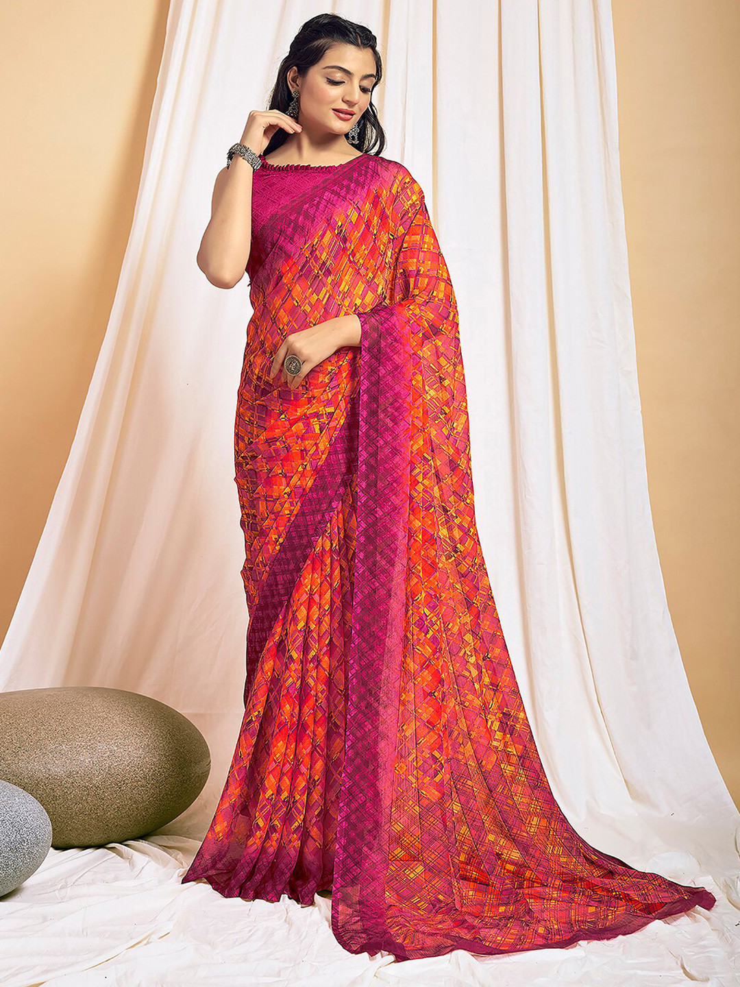 

Kasak Abstract Printed Pure Chiffon Saree, Orange