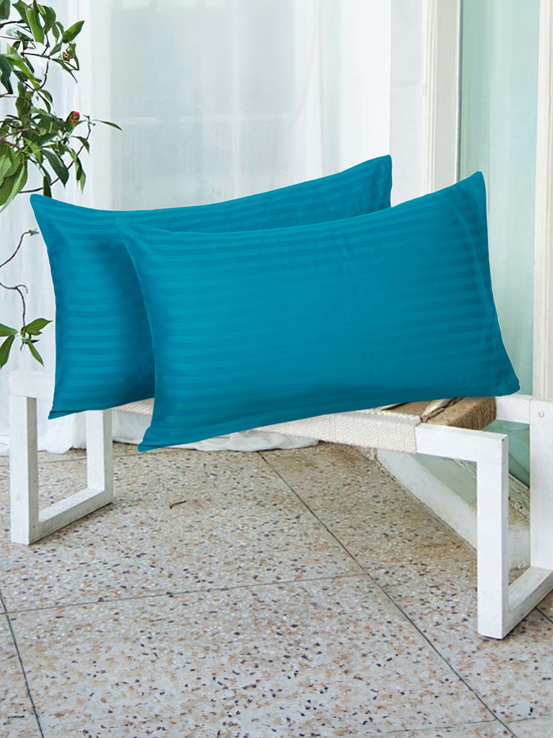 

Naksh 2-Pcs 210 TC Pillow Covers, Green