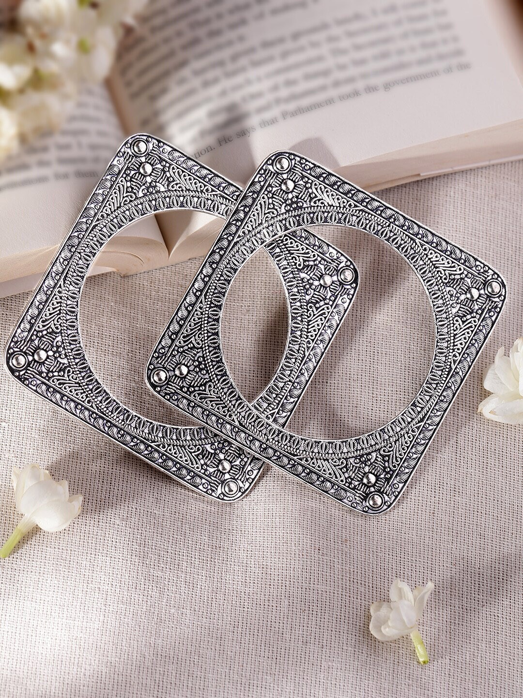 

Rubans Silver Plated Square Shaped Oxidized Handcrafted Bangles Set of 2