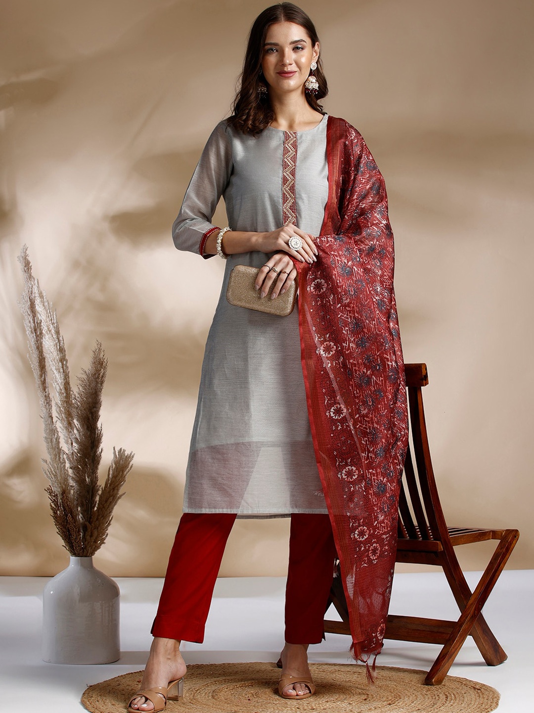 

Anouk Chanderi Cotton Kurta With Trousers & Dupatta, Grey