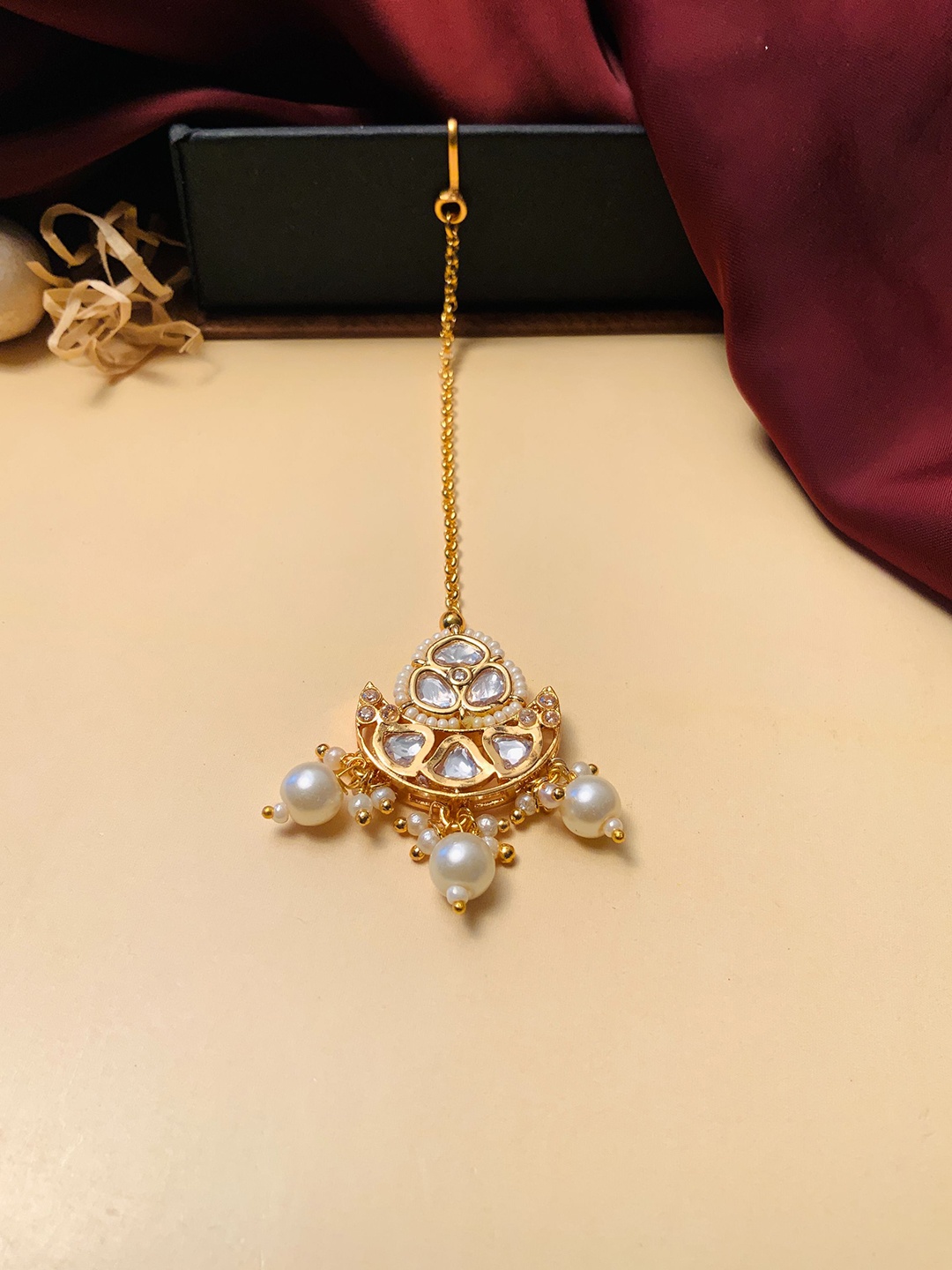 

ABDESIGNS Gold-Plated Stone-Studded & Pearl-Beaded Maang Tikka