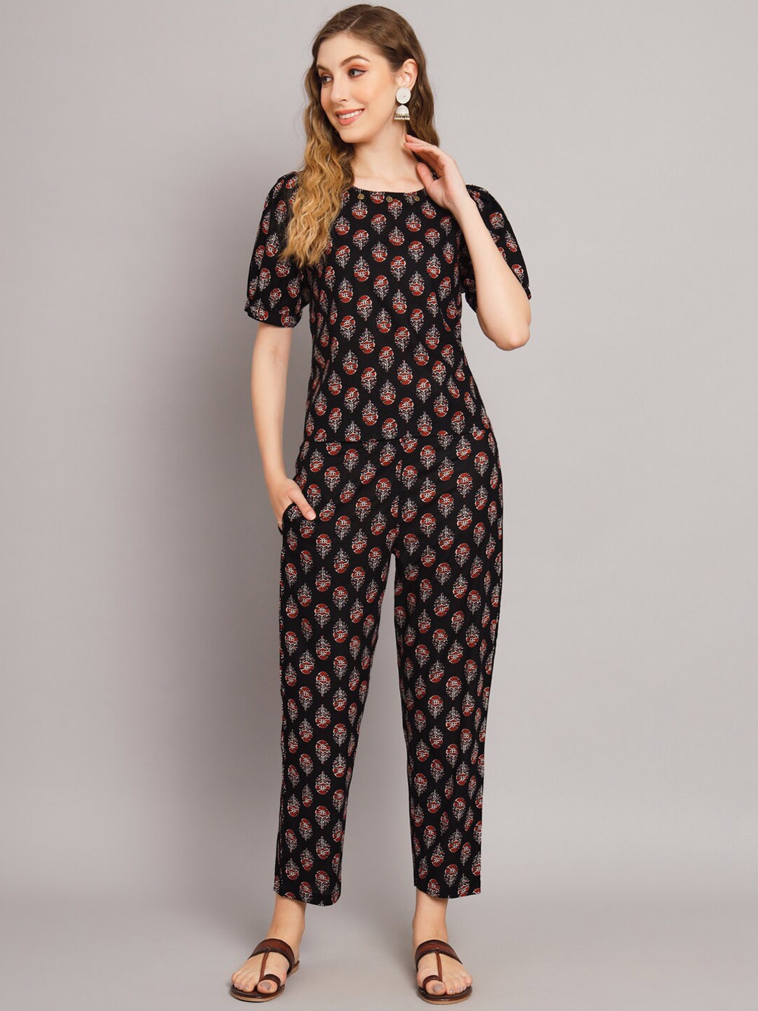 

DECKEDUP Floral Printed Top & Trouser, Black